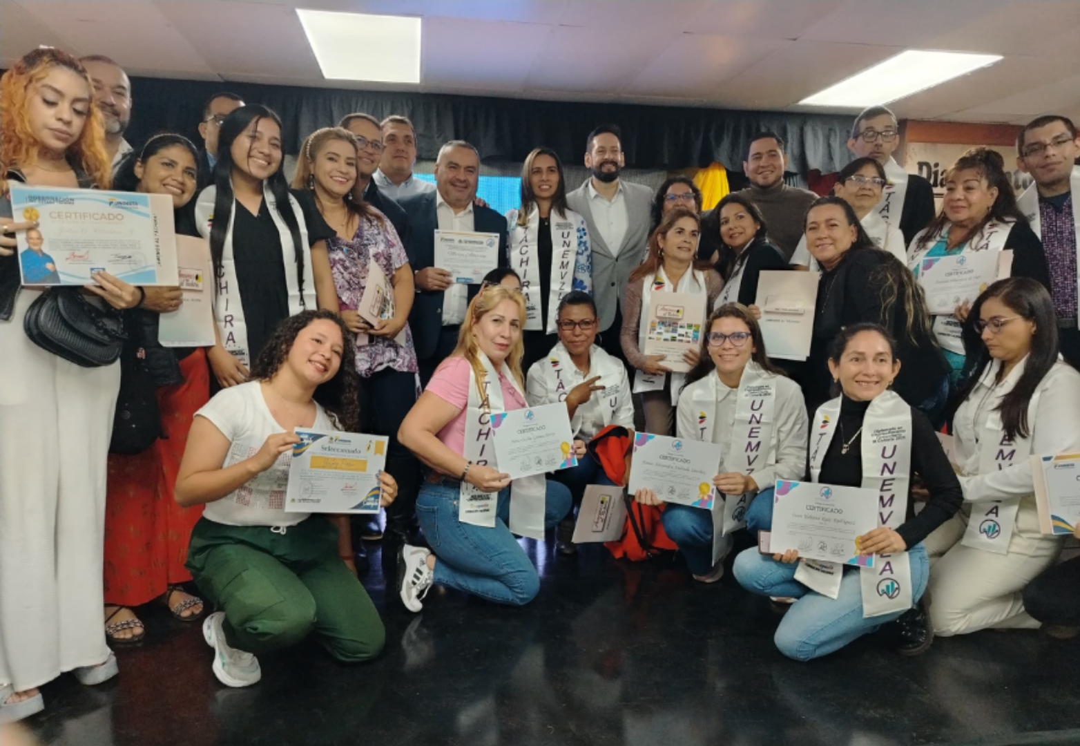 Gobierno Regional reconoce a sus emprendedores con la asignación de créditos productivos y entrega de certificados del Diplomado de la UNEM