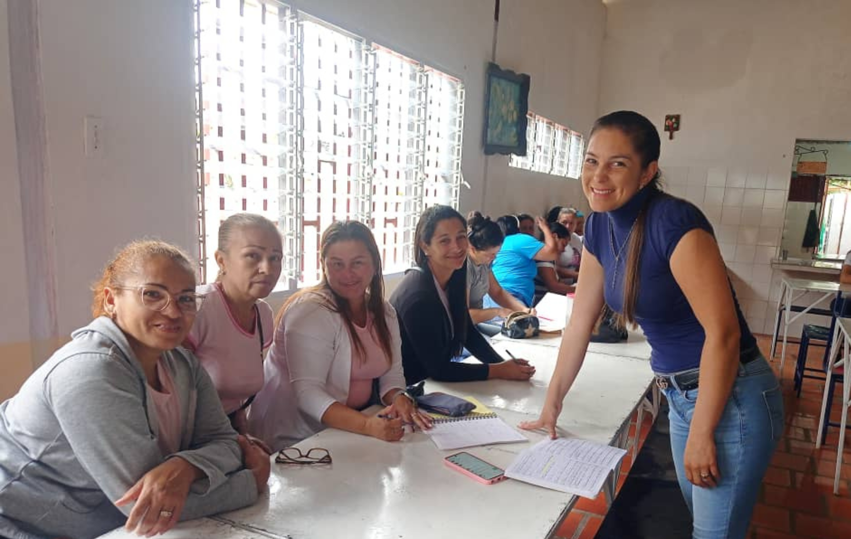 Taller: Herramientas para Emprender se efectuó en la Parroquia Hernández